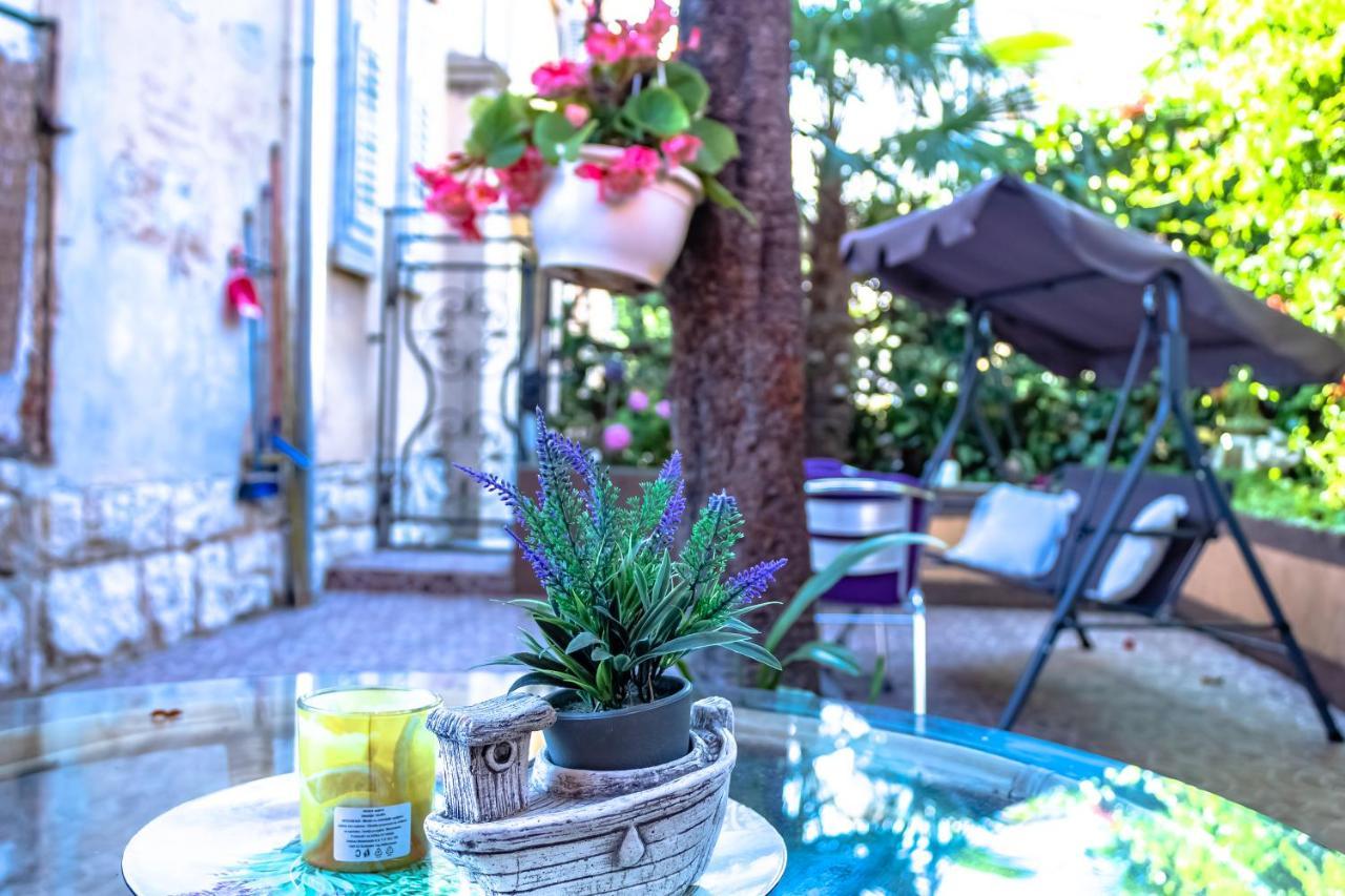 הוילה רייקה Little Garden House מראה חיצוני תמונה