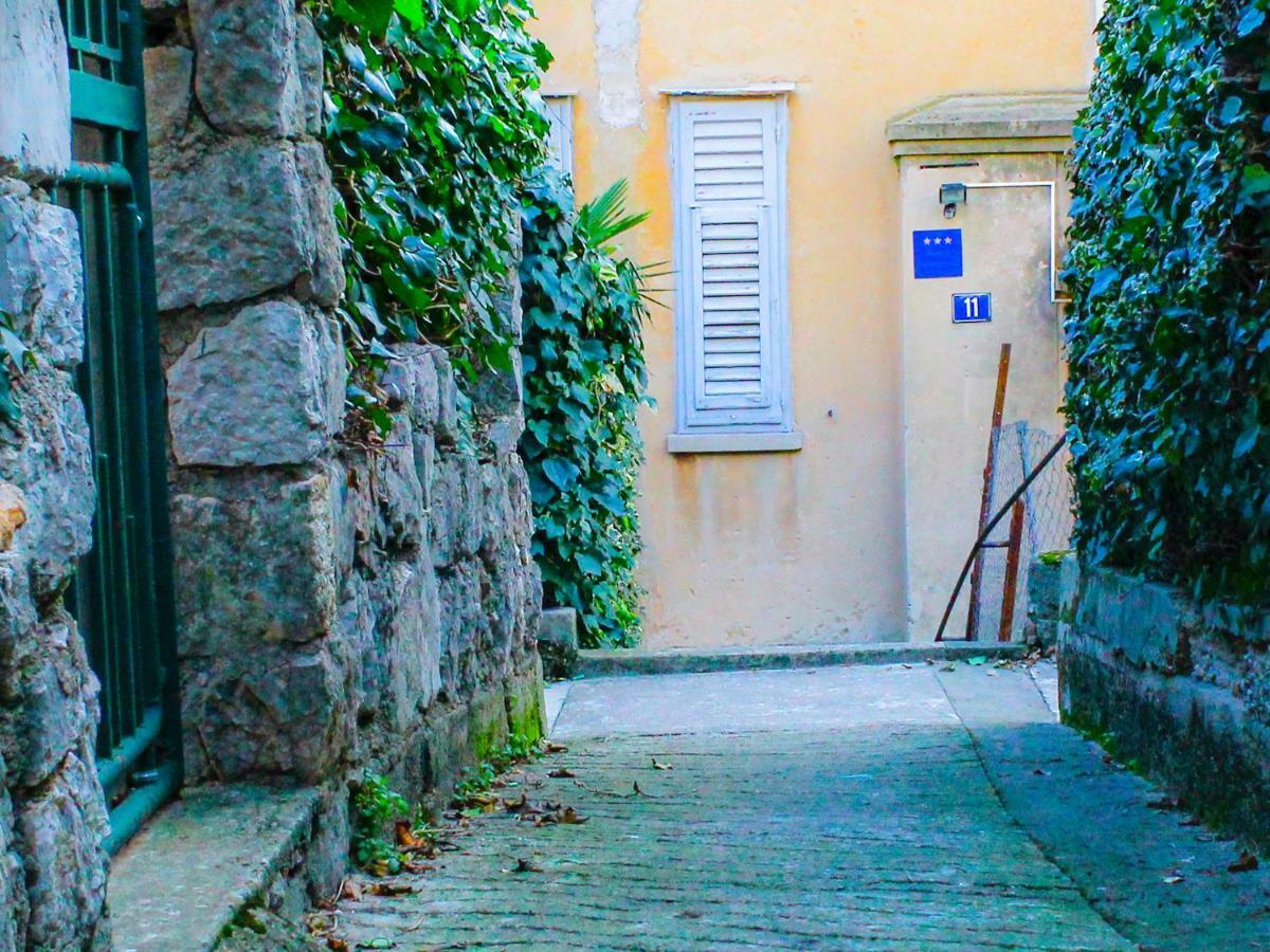 הוילה רייקה Little Garden House מראה חיצוני תמונה